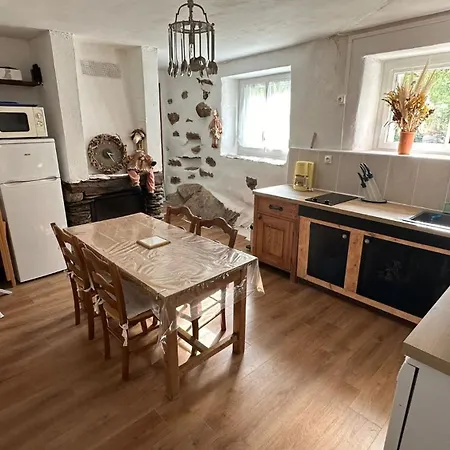 Vakantiehuis En Cevennes 4 Personnes *